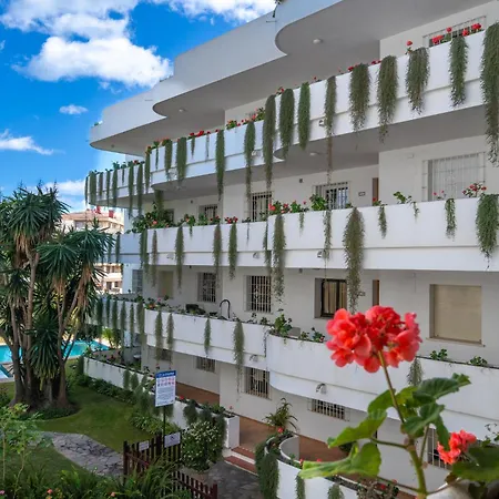 Puerto Banus Two Bedroom Luxurious With Parking * Marbella