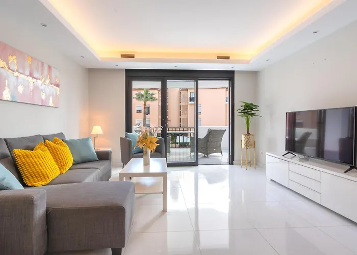 Puerto Banus Two Bedroom Luxurious With Parking Marbella